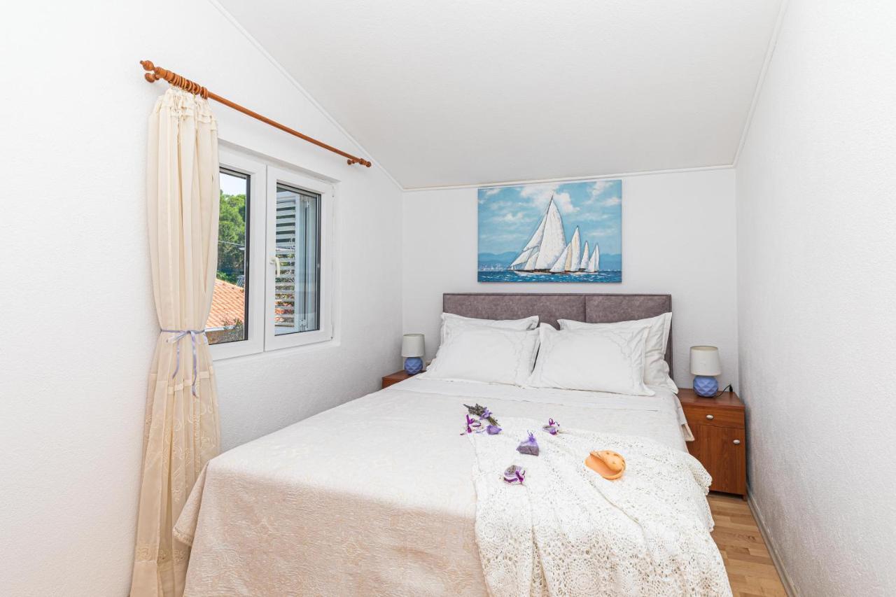 Apartments Villa Nea Leona Trogir Dış mekan fotoğraf